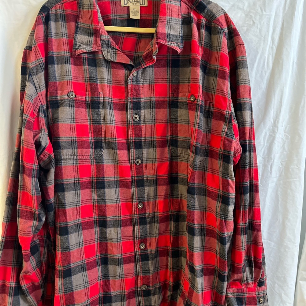 Men’s Duluth Trading 4xl long sleeve cotton shirt.